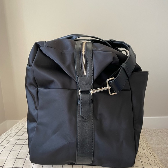 VGUC Mina Baie London weekender in black nylon w/ gold hardware - Picture 2 of 16